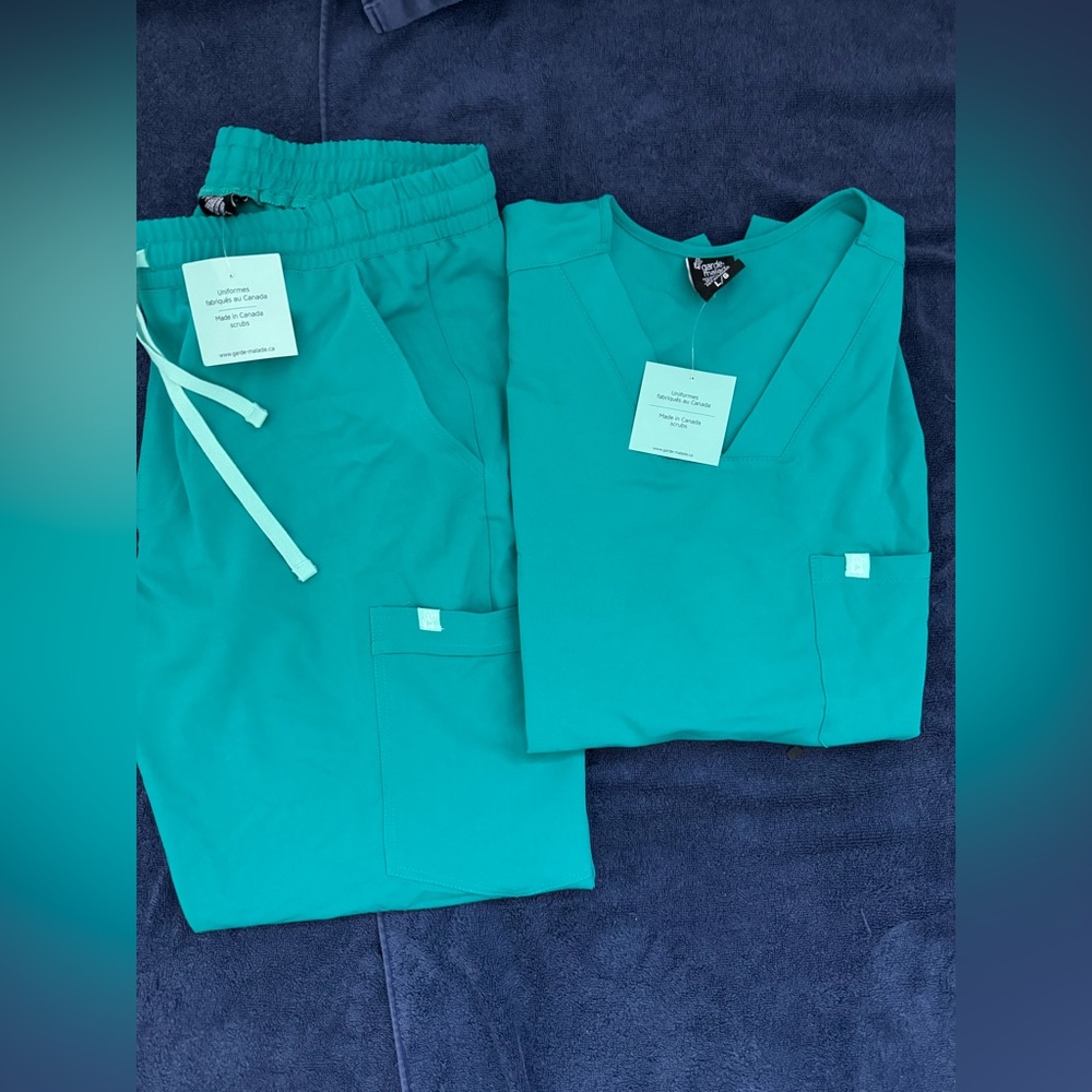 Garde Malade Scrub Set